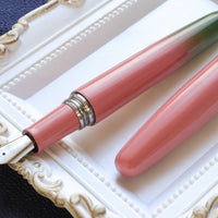 暈し塗り・蕾 - TSUBOMI