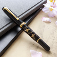 呉竹 夢銀河近代蒔絵 - 鶴寿 Fountain Pen - Wancher ワンチャー