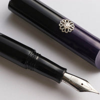 輪島漆・碧紫(あおむらさき)ぼかし Fountain Pen - Wancher ワンチャー