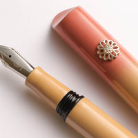 輪島漆・朱鷺色(ときいろ)ぼかし Fountain Pen - Wancher ワンチャー