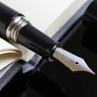 誠エボナイト・シルクブラック Fountain Pen - Wancher ワンチャー