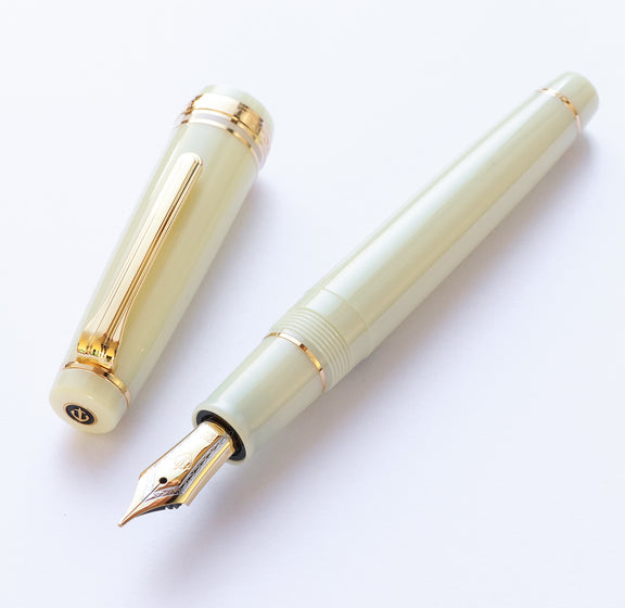 プロフェッショナルギア21金・アイボリー Fountain Pen - Wancher ワンチャー