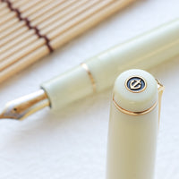 プロフェッショナルギア21金・アイボリー Fountain Pen - Wancher ワンチャー
