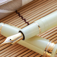 プロフェッショナルギア21金・アイボリー Fountain Pen - Wancher ワンチャー