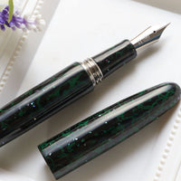 津軽塗・緑上げ 螺鈿 Fountain Pen - Wancher ワンチャー