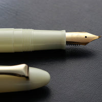 プロフィットふでDEまんねん・アイボリー Fountain Pen - Wancher ワンチャー