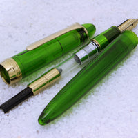 プロカラーマザーグリーン Fountain Pen - Wancher ワンチャー