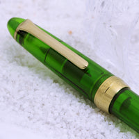 プロカラーマザーグリーン Fountain Pen - Wancher ワンチャー