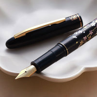 呉竹近代蒔絵万年筆 - 枝垂桜 Fountain Pen - Wancher ワンチャー