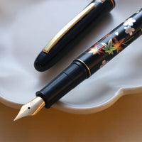 呉竹近代蒔絵万年筆 - 桜に紅葉 Fountain Pen - Wancher ワンチャー