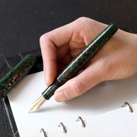 世界万年筆・津軽塗・緑上げ Fountain Pen - Wancher ワンチャー