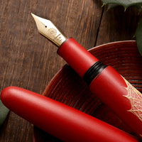 季映万年筆・朱漆・ひいらぎ Fountain Pen - Wancher ワンチャー