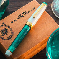 プロフェッショナルギア21金 Shamrock Green Fountain Pen - Wancher ワンチャー