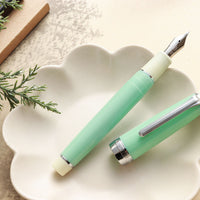 ジェード・翡翠 万年筆 Fountain Pen - Wancher ワンチャー