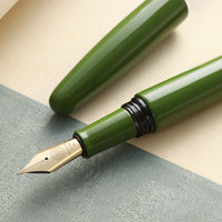 誠漆・鶯色 Fountain Pen - Wancher ワンチャー