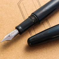 誠エボナイト・マーブルブルー Fountain Pen - Wancher ワンチャー