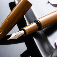 誠漆・黄 Fountain Pen - Wancher ワンチャー