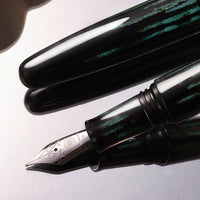 月・青 Fountain Pen - Wancher ワンチャー