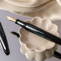 月・青 Fountain Pen - Wancher ワンチャー