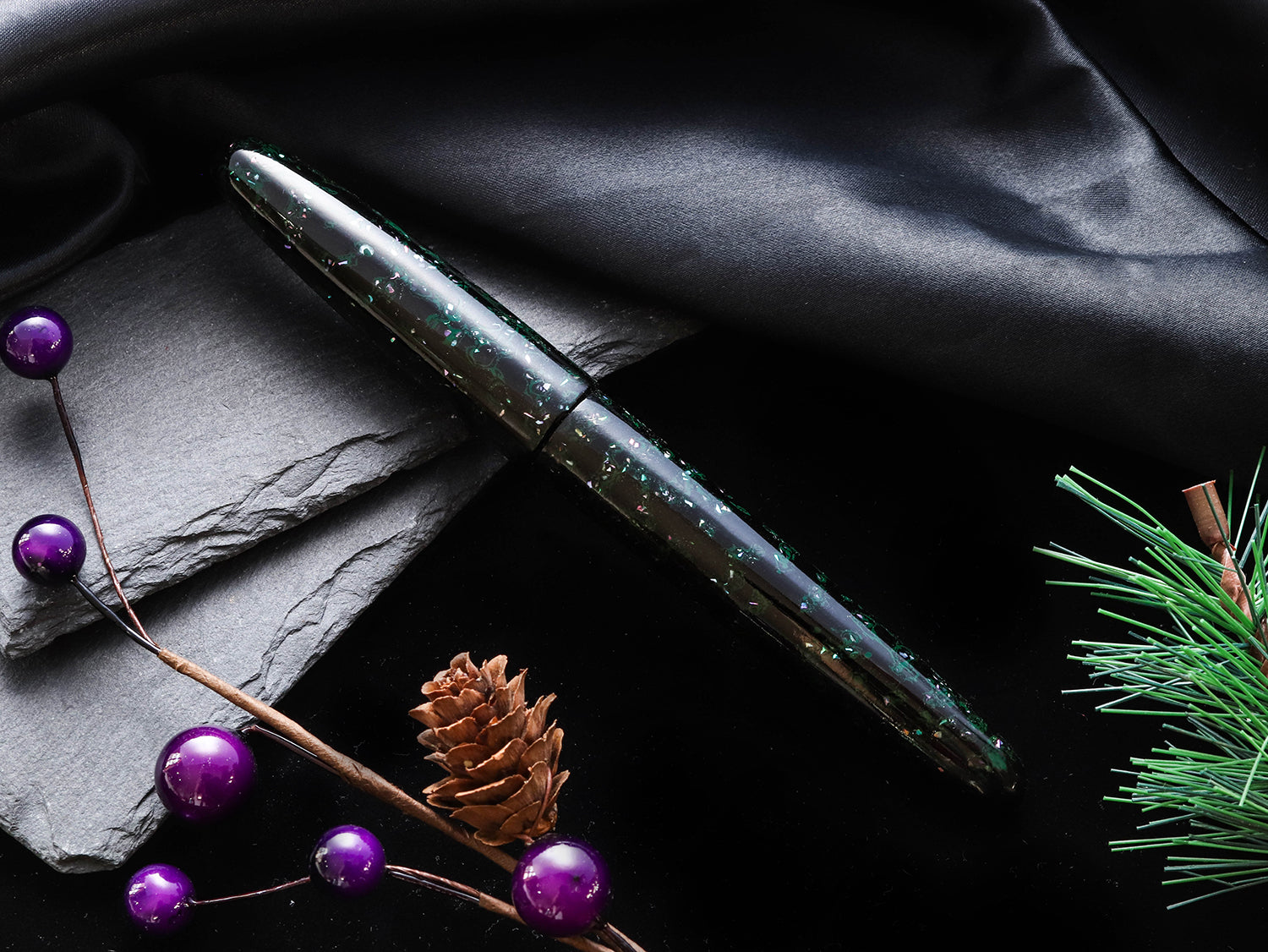 津軽塗・緑上げ 螺鈿 Fountain Pen | ワンチャーペン Wancher