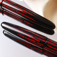 月・赤 Fountain Pen - Wancher ワンチャー