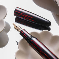 月・赤 Fountain Pen - Wancher ワンチャー