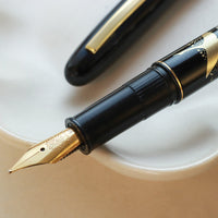 呉竹近代蒔絵万年筆 - 鶴寿 Fountain Pen - Wancher ワンチャー