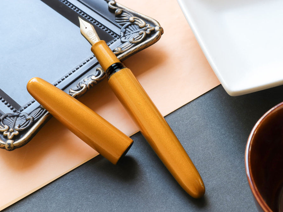 会津漆・メタリック梨子地 Fountain Pen - Wancher ワンチャー