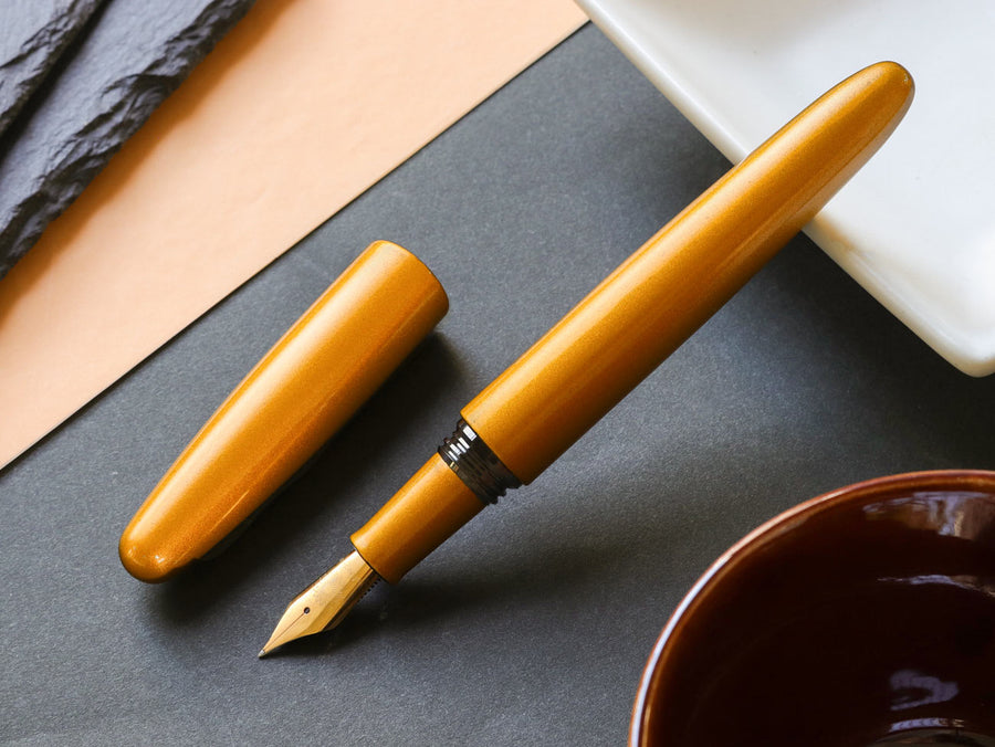 会津漆・メタリック梨子地 Fountain Pen - Wancher ワンチャー