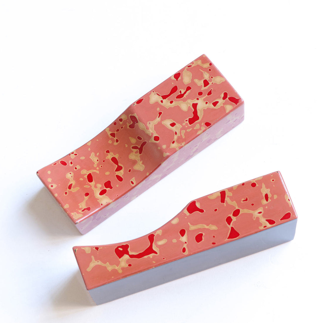 津軽漆ペン枕・紅梅色