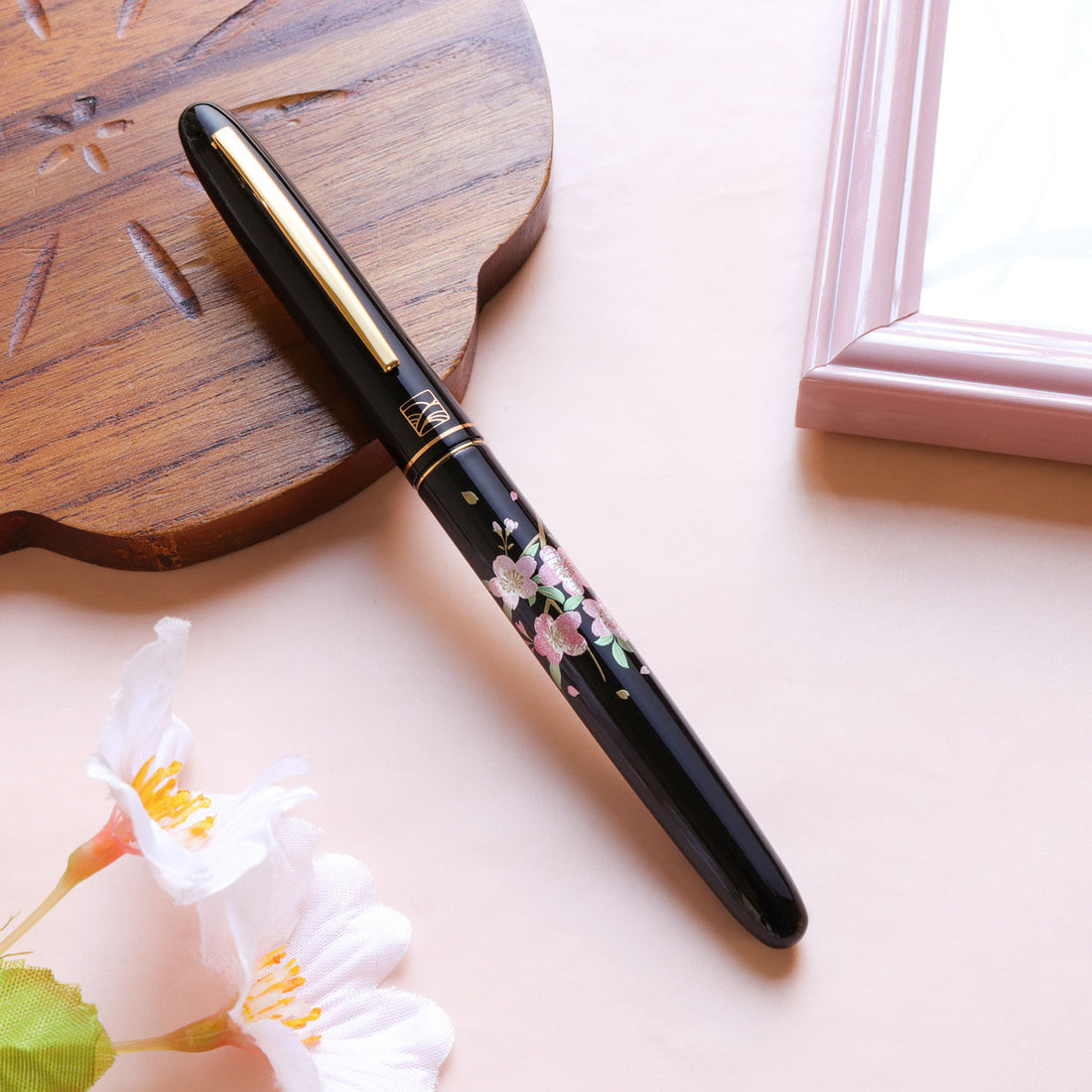 呉竹近代蒔絵万年筆 - 桜唄 Fountain Pen - Wancher ワンチャー