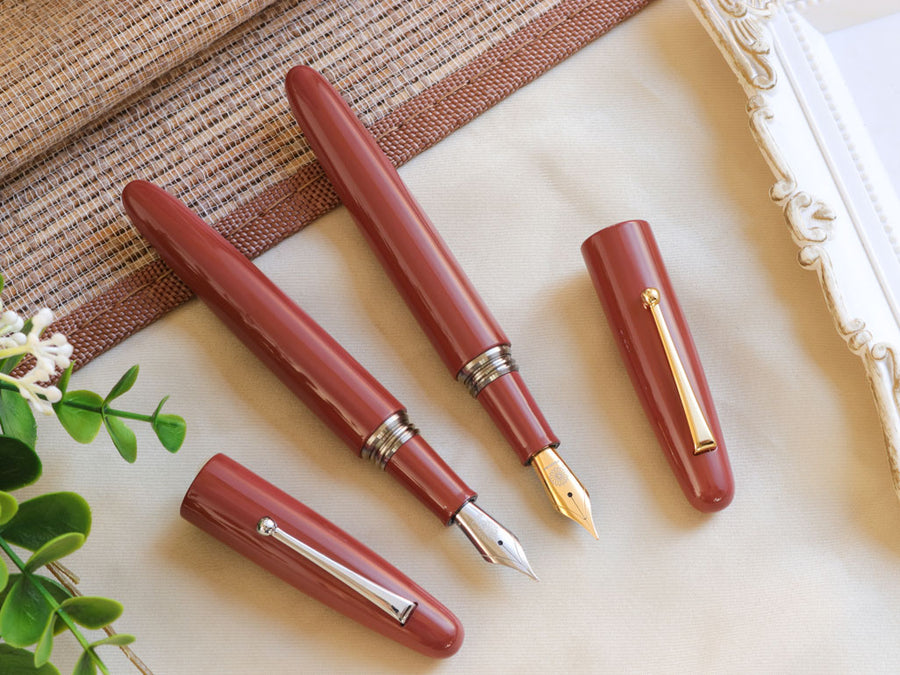 京都漆　かさね色・ 梅 Fountain Pen - Wancher ワンチャー