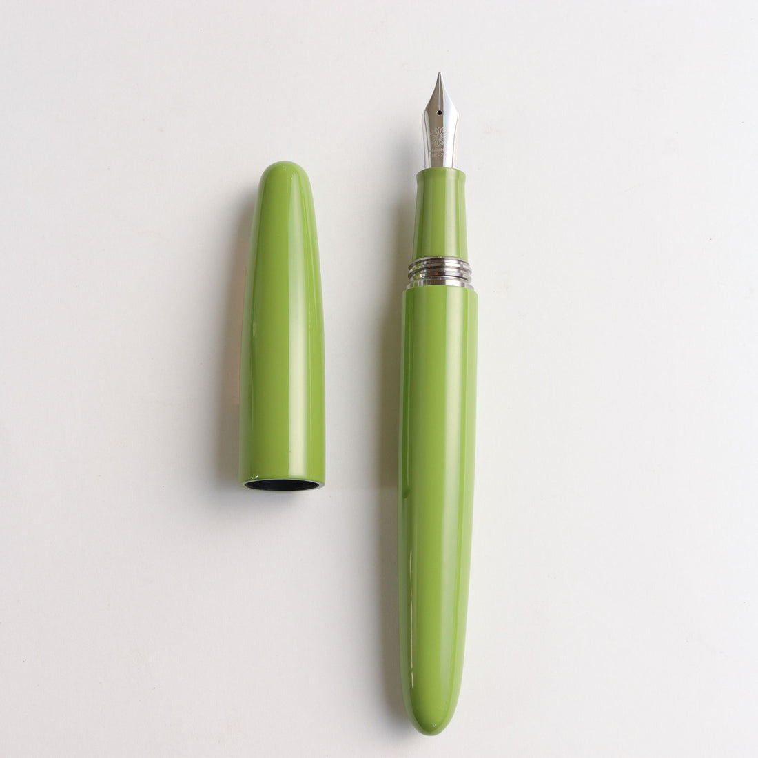 京都漆　かさね色・ 卯の花（うのはな） Fountain Pen - Wancher ワンチャー