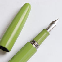 京都漆　かさね色・ 卯の花（うのはな） Fountain Pen - Wancher ワンチャー