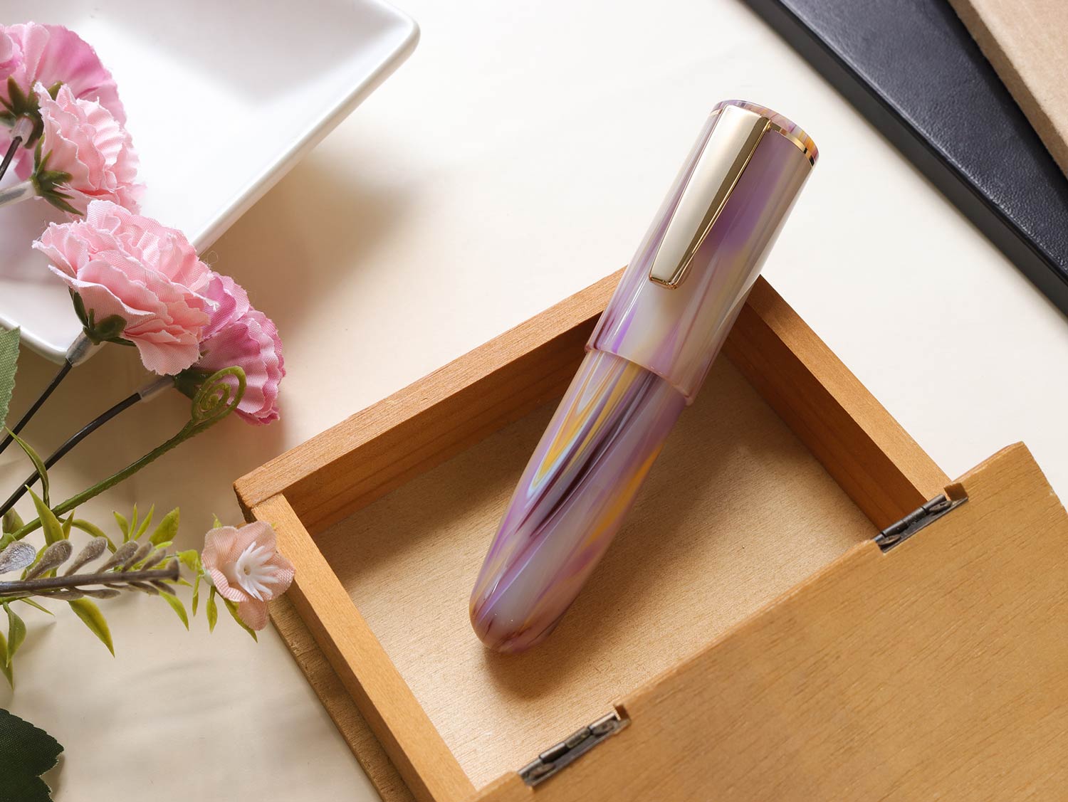PoChaCo・ミルキーマーブル Fountain Pen - Wancher ワンチャー