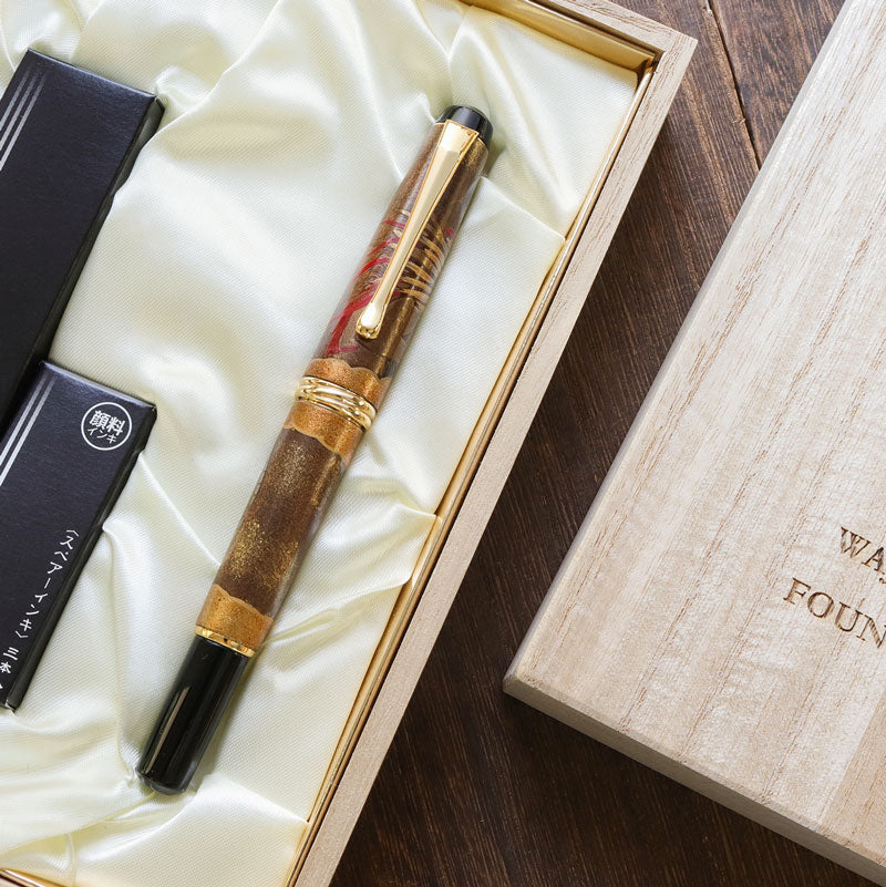 呉竹万年毛筆 夢銀河天然木・龍・輪島蒔絵– Wancherpen Japan