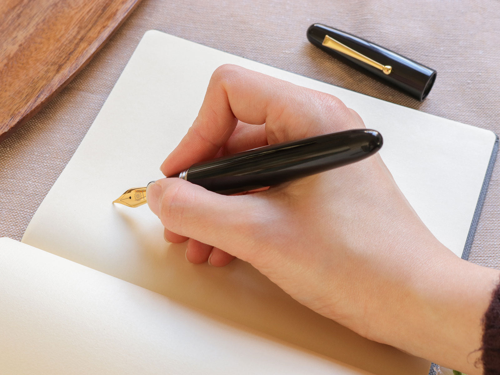 誠エボナイト・シルクブラック Fountain Pen - Wancher ワンチャー