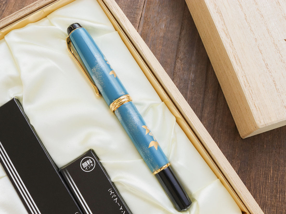 呉竹万年毛筆 夢銀河輪島塗・雪割草 Brush Pen - Wancher ワンチャー