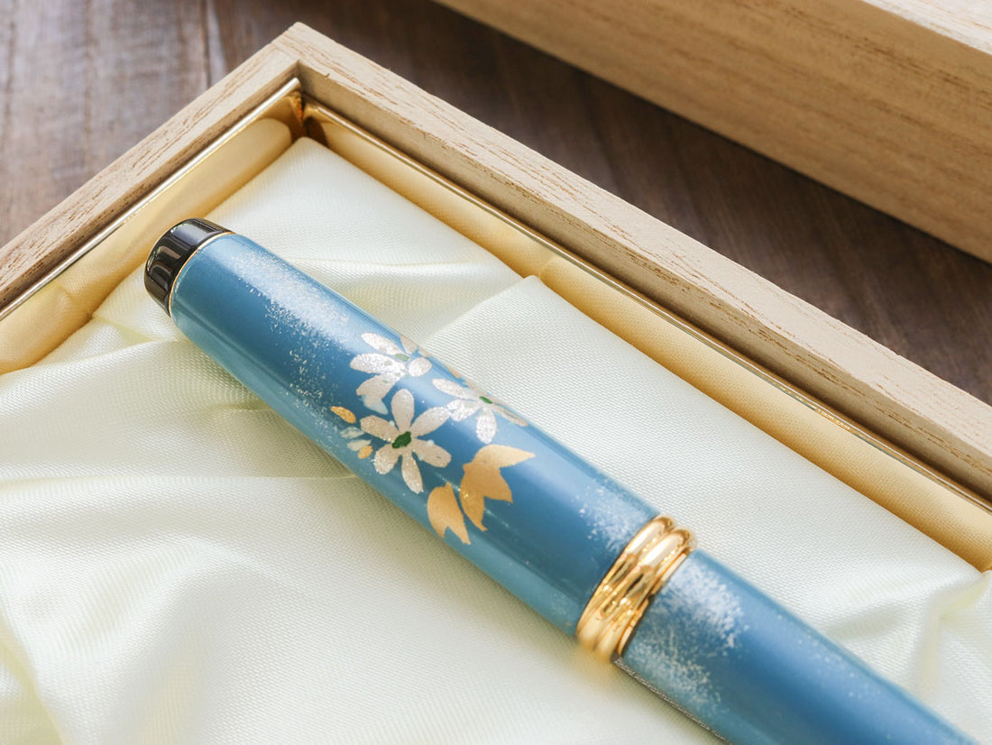 呉竹万年毛筆 夢銀河輪島塗・雪割草 Brush Pen - Wancher ワンチャー