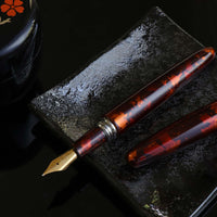 八雲塗 白檀・朱 Fountain Pen - Wancher ワンチャー