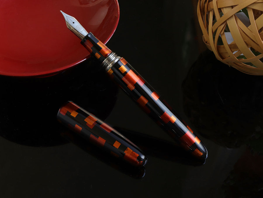 八雲塗 白檀・八重 Fountain Pen - Wancher ワンチャー