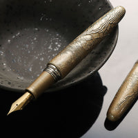八雲塗 ちぢみ ・ しろへび Fountain Pen - Wancher ワンチャー