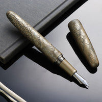 八雲塗 ちぢみ ・ しろへび Fountain Pen - Wancher ワンチャー