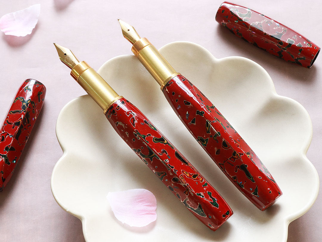 伝承・津軽漆・赤上げ螺鈿 Fountain Pen | ワンチャーペン Wancher
