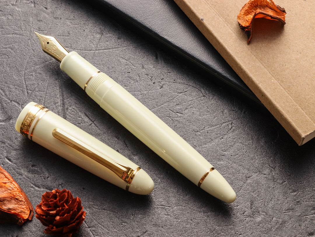 プロフィット21・アイボリー Fountain Pen | ワンチャーペン Wancher
