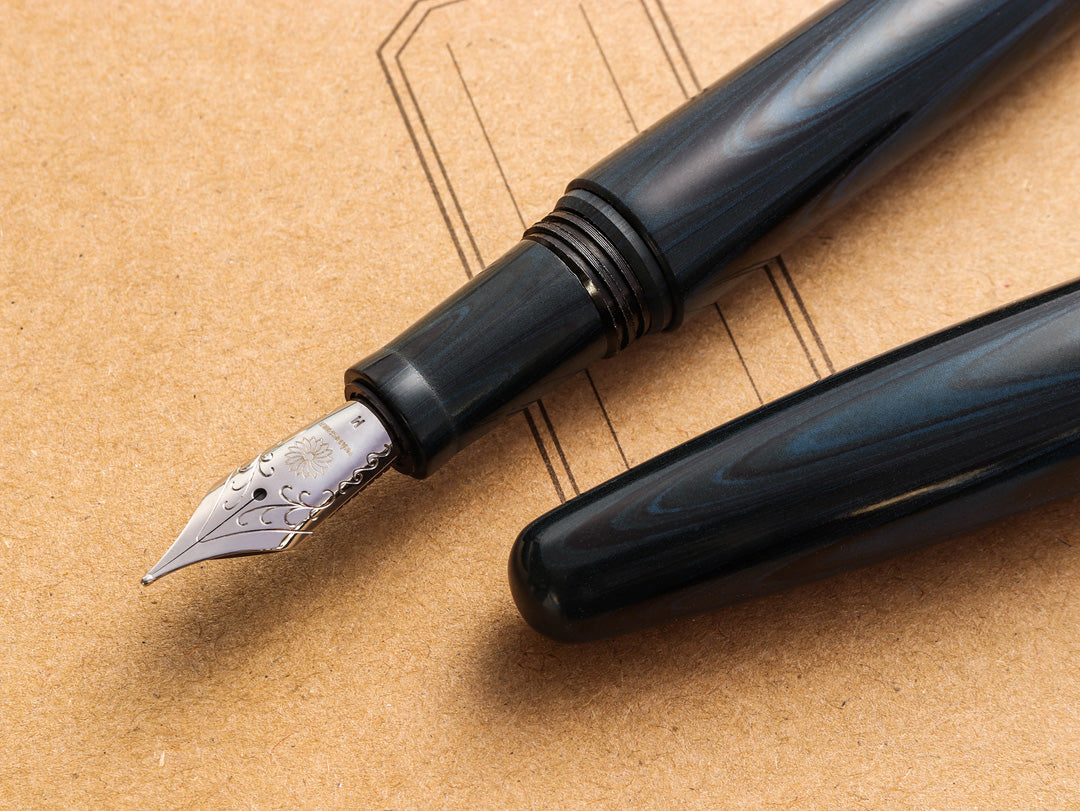 誠エボナイト・マーブルブルー Fountain Pen - Wancher ワンチャー