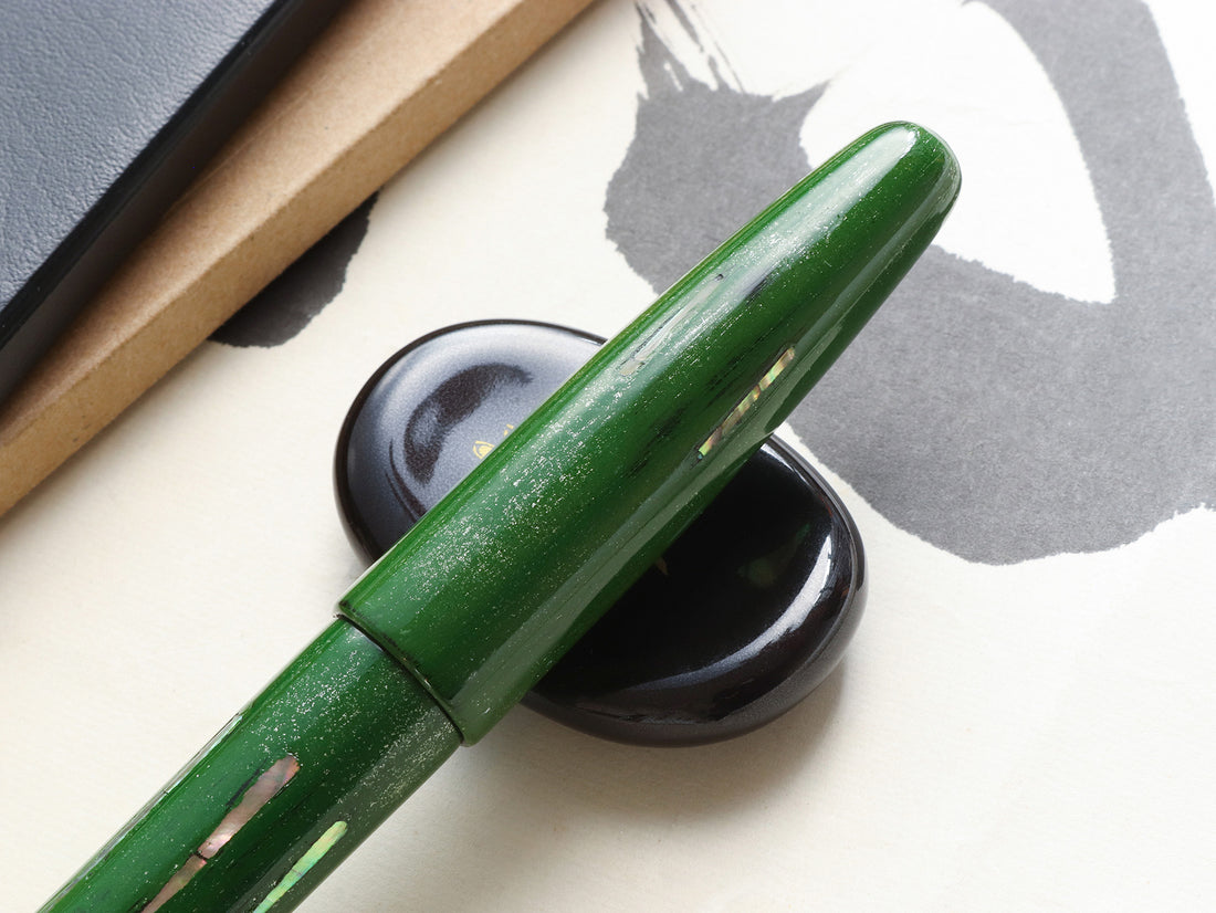 ソンマイ・ベトナム螺鈿・緑・時雨 Fountain Pen - Wancher ワンチャー