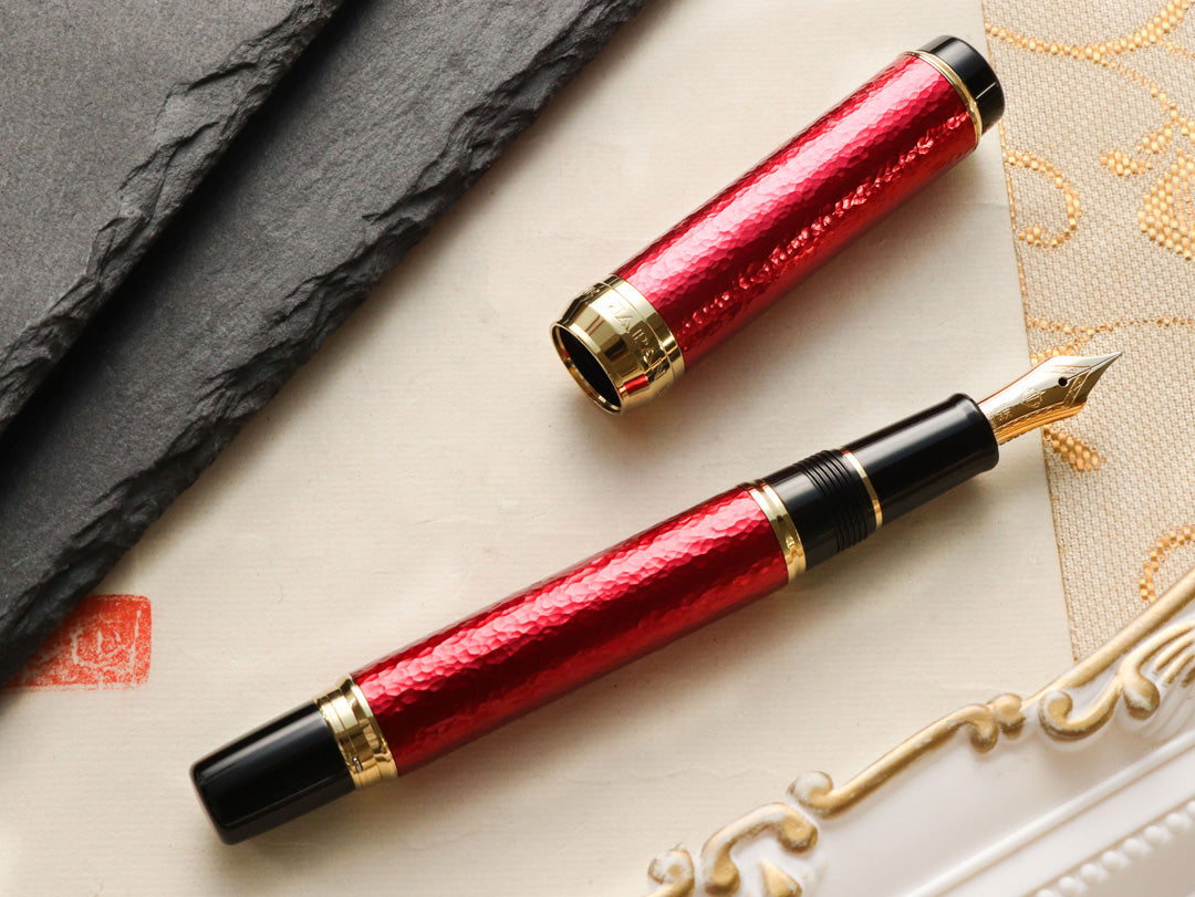 JAPAN RED・ジャパンレッド万年筆 Fountain Pen | ワンチャーペン Wancher