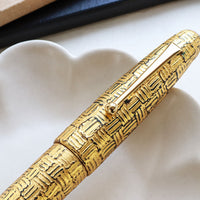 廣田漆　櫛目堆漆塗　金色「クリップ付」 Fountain Pen - Wancher ワンチャー