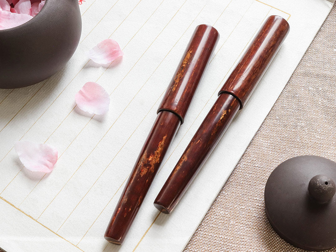 セーラー万年筆 特別生産品 樺（かば）細工 万年筆（桜皮細工）中字 (Mニブ) 世界樺細工 万年筆｜山桜の樹皮が生む秋田・角館の伝統美– Wancherpen